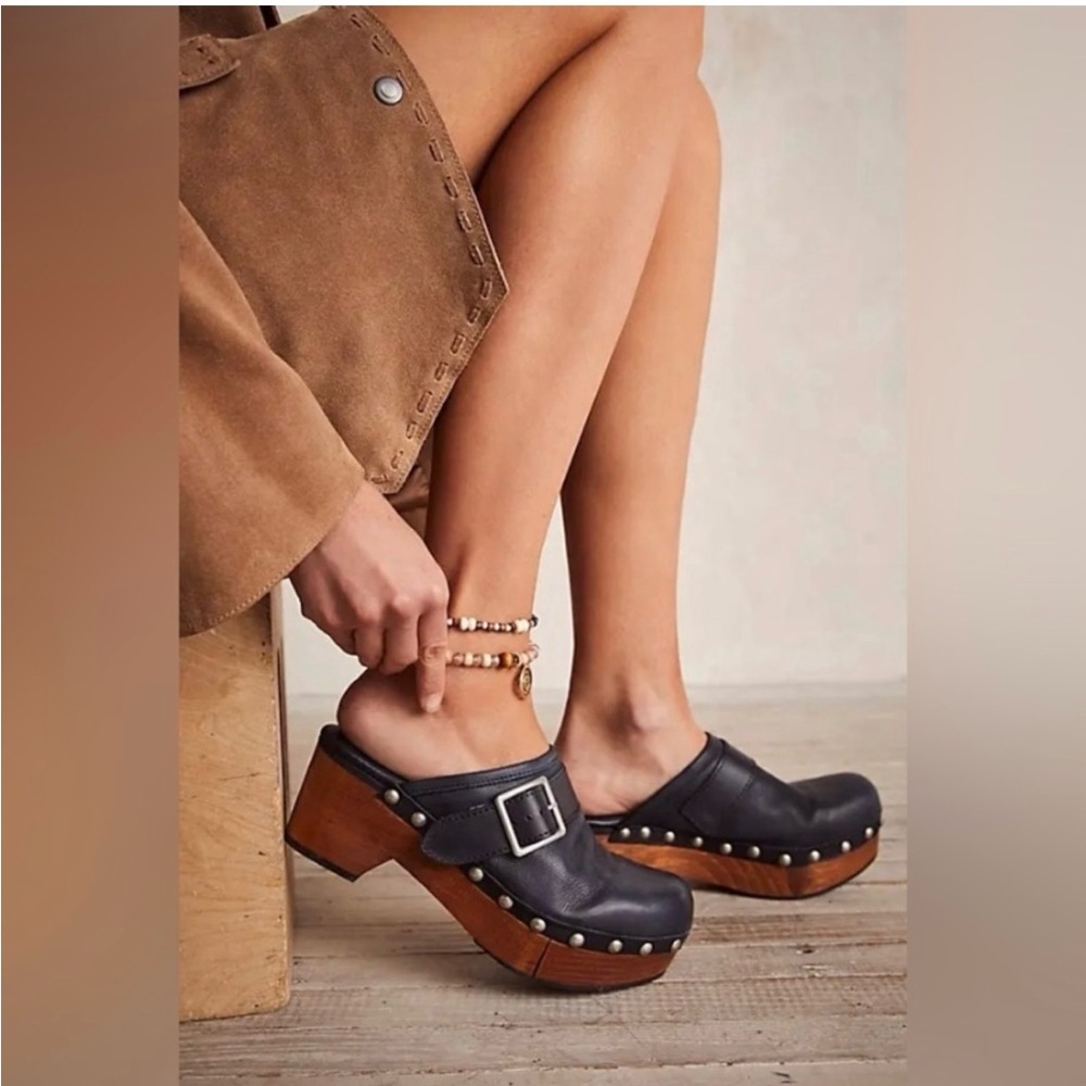 Free People Black Leather Culver City Clogs/Mules Wooden Heel Size 38/US8 NIB